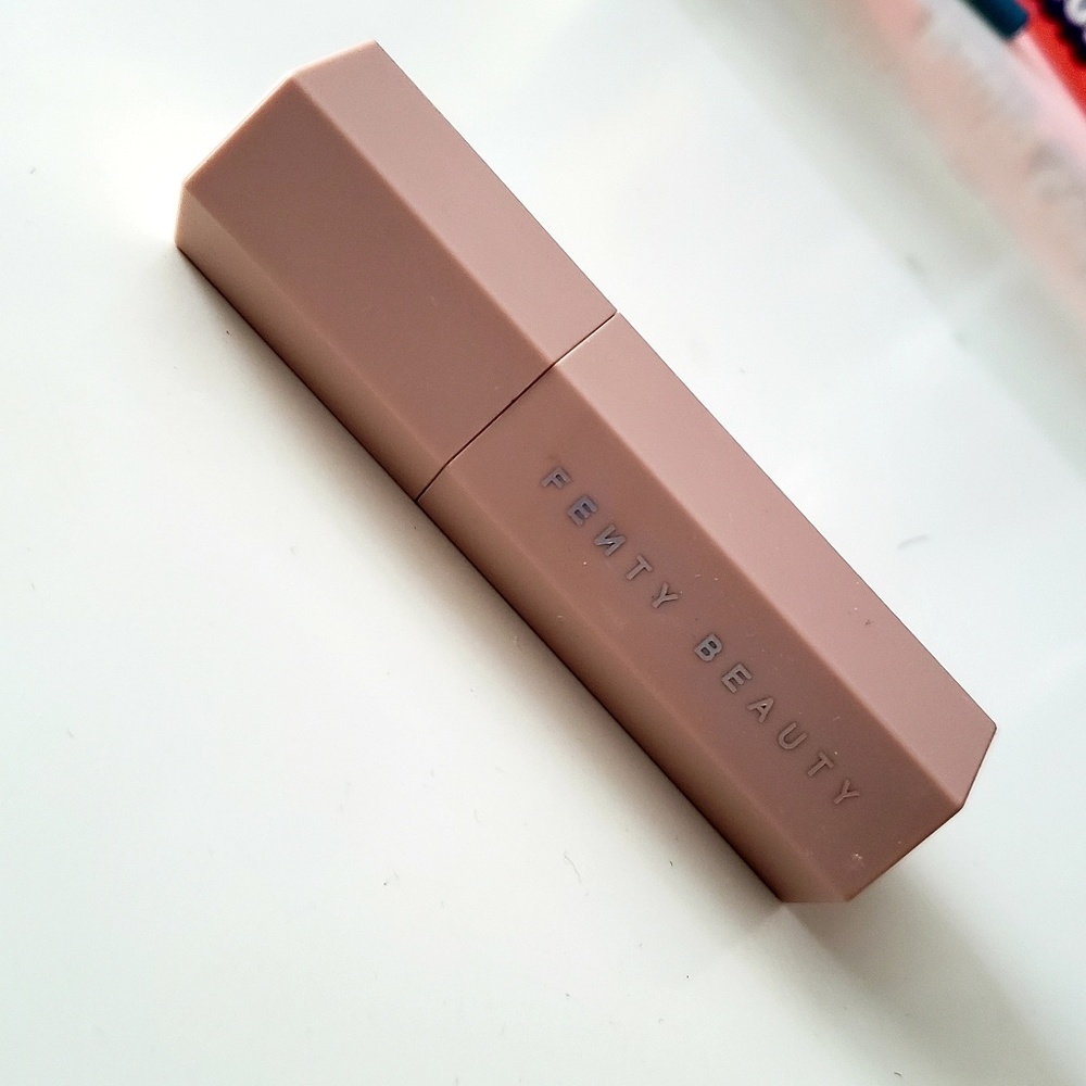 Fenty shimmer stick in Starstruck